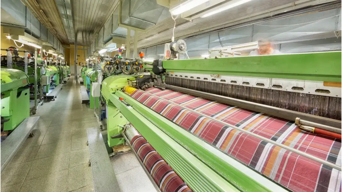 Sản xuất công nghiệp hiện đang tiêu thụ khoảng 47% tổng năng lượng của Việt Nam và chiếm khoảng một phần ba tổng lượng phát thải quốc gia. Ảnh minh họa