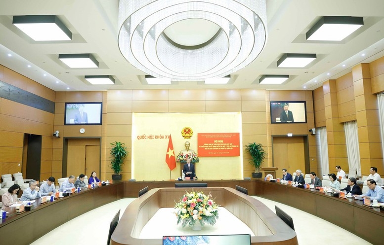 Hội nghị thông qua dự thảo Báo cáo kiểm tra, giám sát đợt 1 và triển khai quyết định kiểm tra, giám sát đợt 2 của Bộ Chính trị, Ban Bí thư đối với Ban Thường vụ Đảng ủy Quốc hội - Ảnh: TTXVN