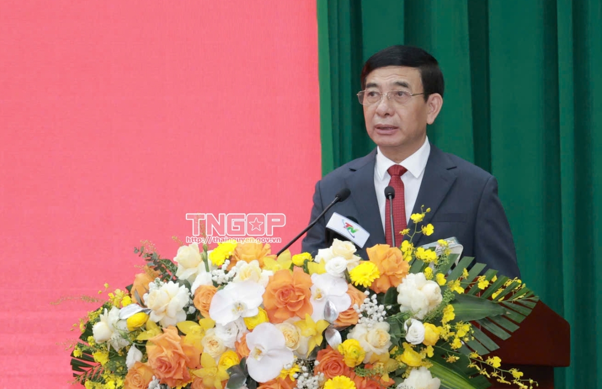 Đại tướng Phan Văn Giang, Ủy viên Bộ Chính trị, Phó Bí thư Quân ủy Trung ương, Bộ trưởng Quốc phòng, Ủy viên Hội đồng Bầu cử Quốc gia. Ảnh: UBND tỉnh Thái Nguyên.