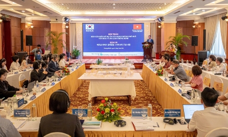 Hội thảo Dự án “Xây dựng thành phố Huế văn hóa và du lịch thông minh”.