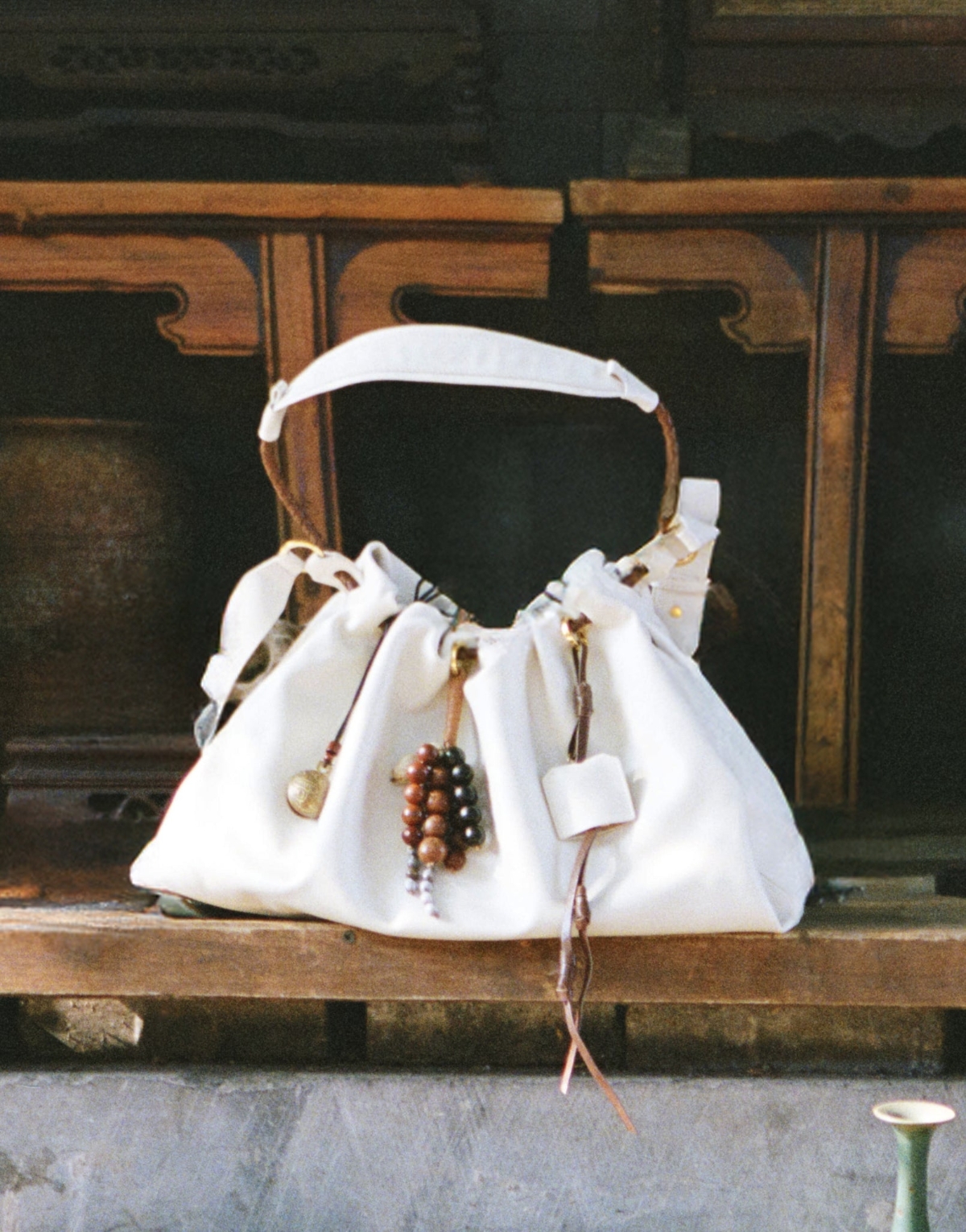 Các thương hiệu túi xách và phụ kiện từ Trung Quốc thường dễ tiếp cận thị trường hơn so với thời trang may mặc,