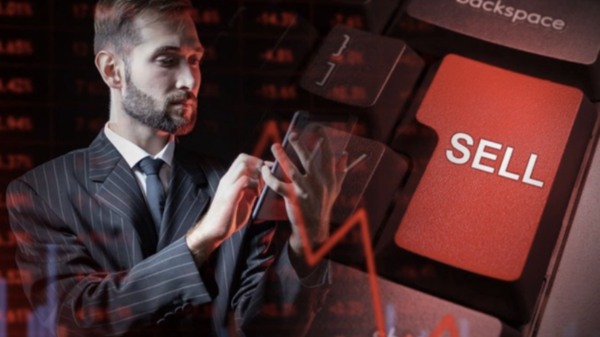 Khối ngoại bán ròng gần 900 tỷ, tự doanh 