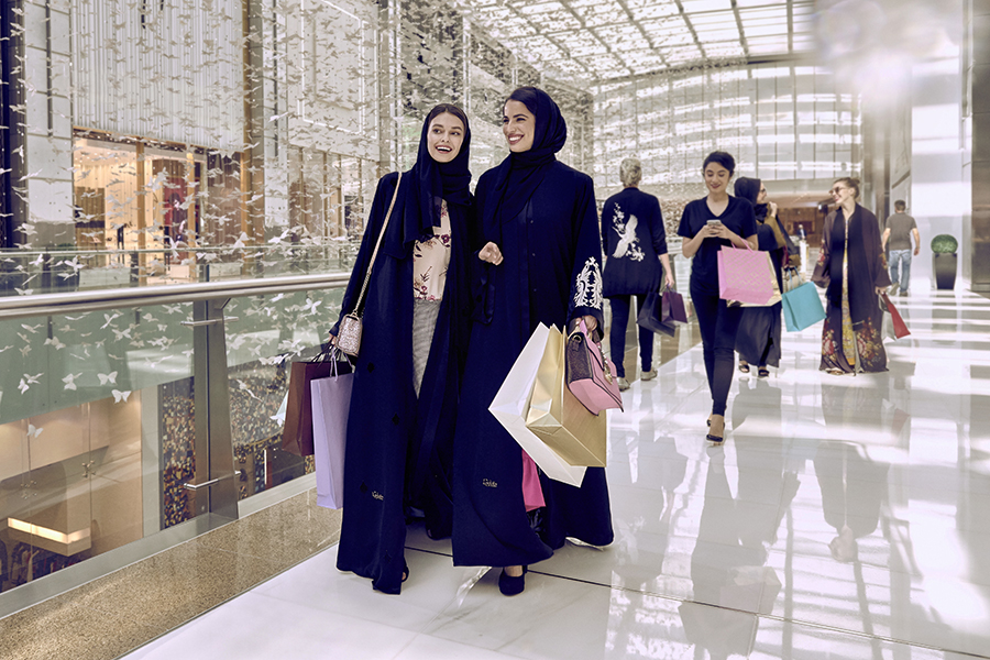 Ở phân khúc khách hàng cao nhất, hành vi tiêu dùng gần như không bị gián đoạn.