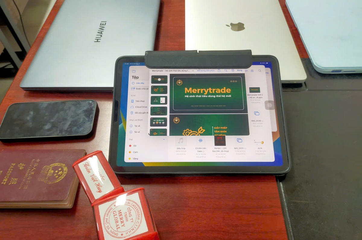 Phương tiện, tang vật liên quan đến hoạt động phạm tội của các đối tượng bị cơ quan công an thu giữ.