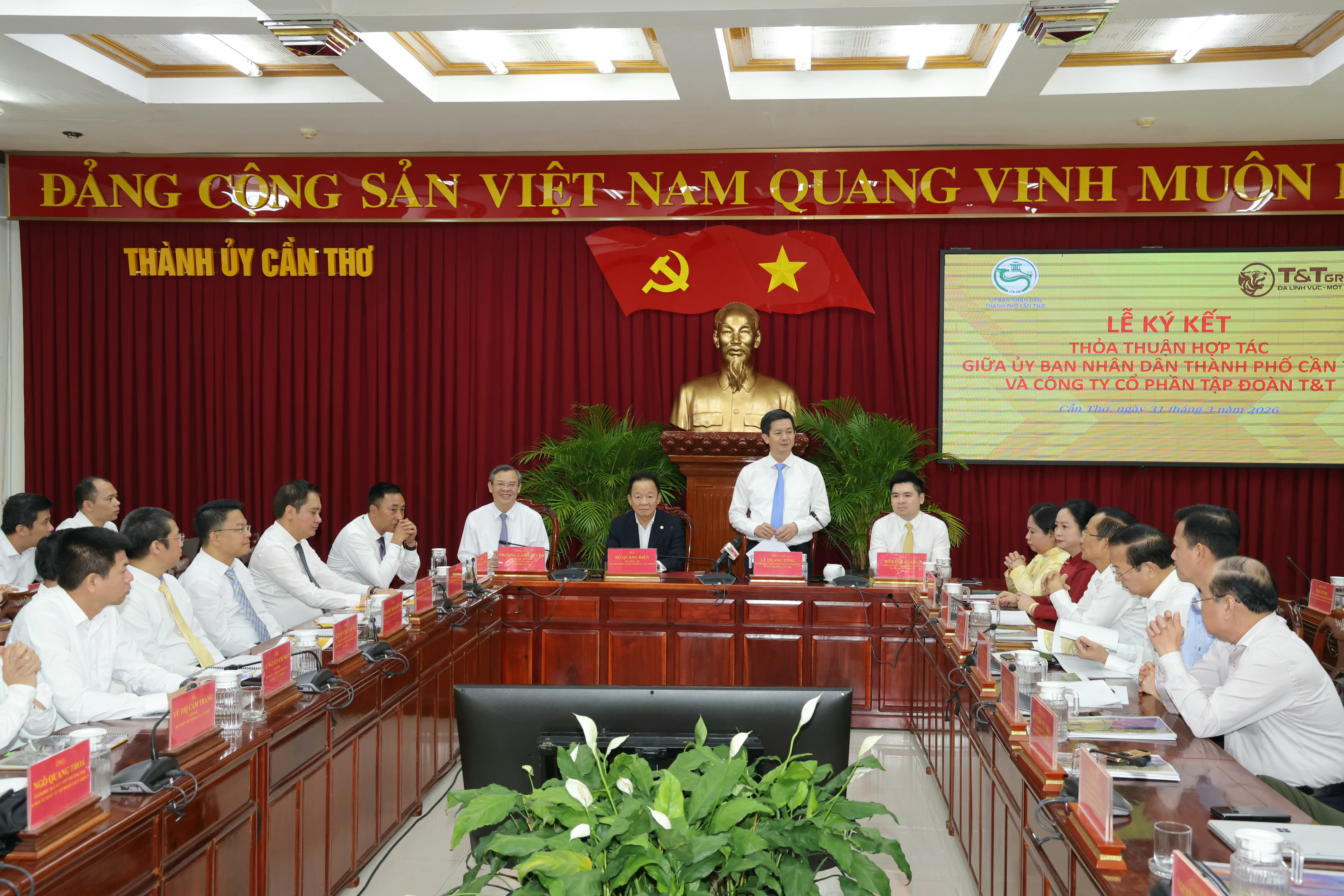 Quang cảnh lễ ký kết. Ảnh: T&T Group.