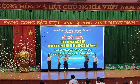 Lãnh đạo Ban chỉ đạo Tổng kiểm tra kinh tế 2026 thành phố Đà Nẵng bấm nút phát động.