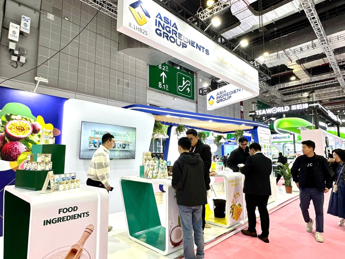 Gian hàng của AIG tại Hotelex Shanghai 2026 thu hút khách tham quan và đối tác quốc tế. Ảnh: AIG.