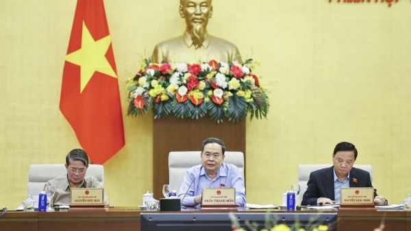 Quốc hội dự kiến giám sát cải cách thủ tục hành chính, an toàn thực phẩm