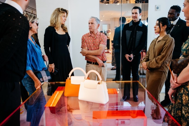 Trong ba tháng đầu năm, mã cổ phiếu LVMH giảm tới 28% – mức giảm mạnh nhất trong số các tập đoàn xa xỉ lớn tại châu Âu.&nbsp;