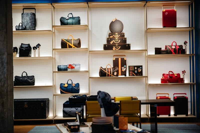 LVMH dự kiến sẽ công bố doanh thu quý I vào cuối tháng này, trong đó tâm điểm chú ý sẽ là mảng thời trang và đồ da.