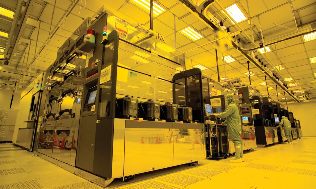 Thị trường đúc bán dẫn toàn cầu lập kỷ lục doanh thu 320 tỷ USD năm 2025