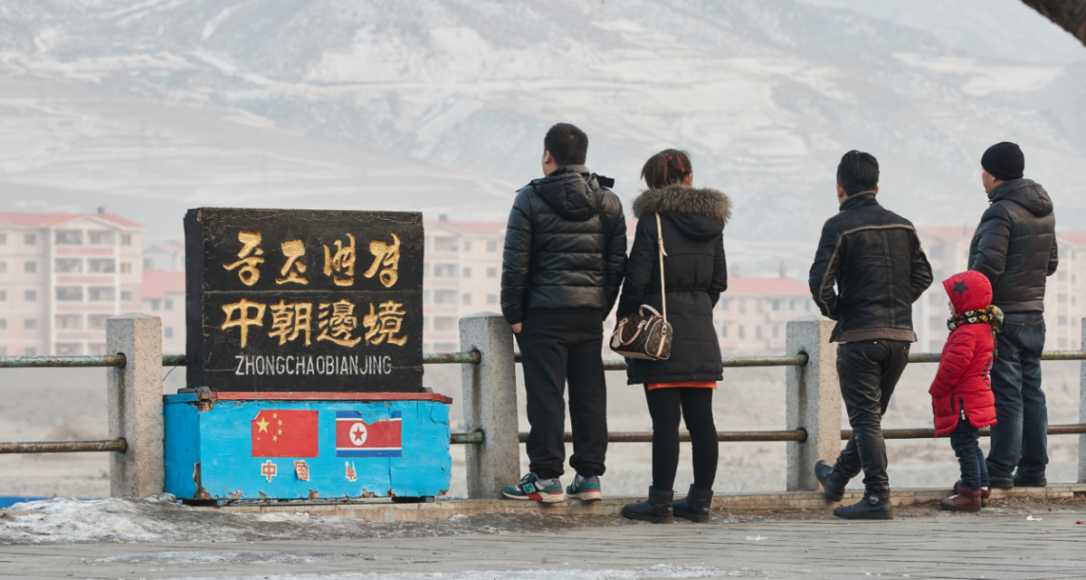 Nhà lãnh đạo Triều Tiên Kim Jong Un ám chỉ rằng ông sẽ ưu tiên du khách từ các quốc gia thân thiện, bao gồm Nga và Trung Quốc.