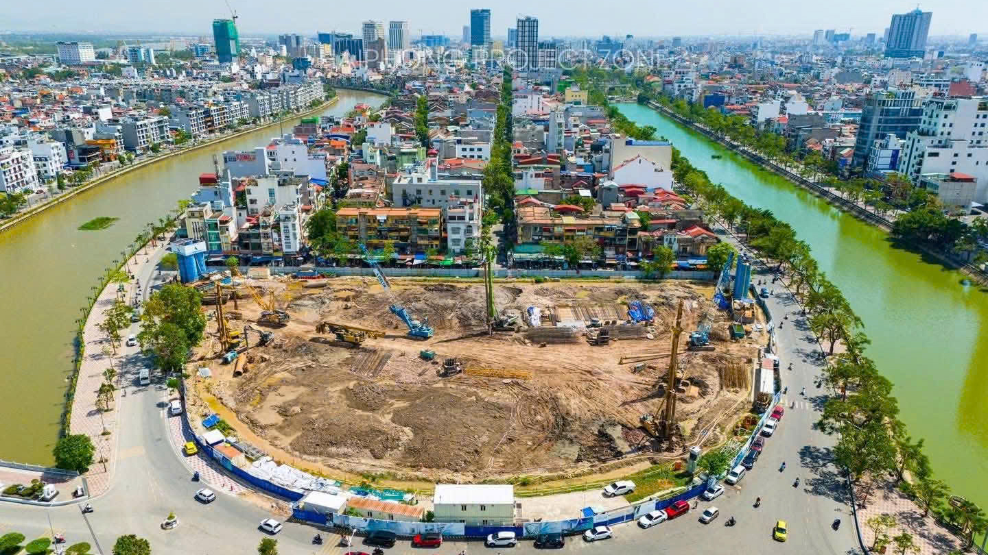 Dự án Tổ hợp Trung tâm thương mại, vui chơi giải trí, khách sạn 5 sao và văn phòng cho thuê tại khu vực chợ Sắt đắp chiếu kéo dài phải thực hiện gia hạn sử dụng đất.