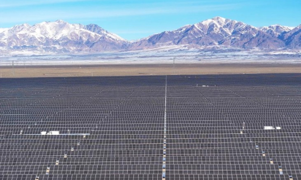 Trung Quốc: Tăng tốc chuyển đổi xanh, mục tiêu giảm 17% lượng phát thải CO2