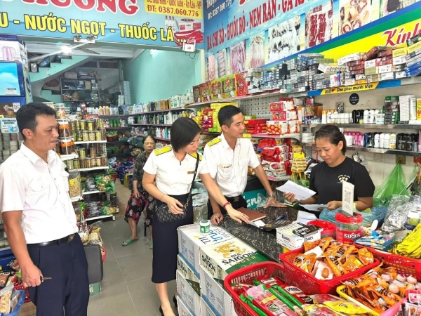 Ngành thuế hỗ trợ, hướng dẫn, tạo thuận lợi tối đa cho người nộp thuế. Ảnh minh họa.