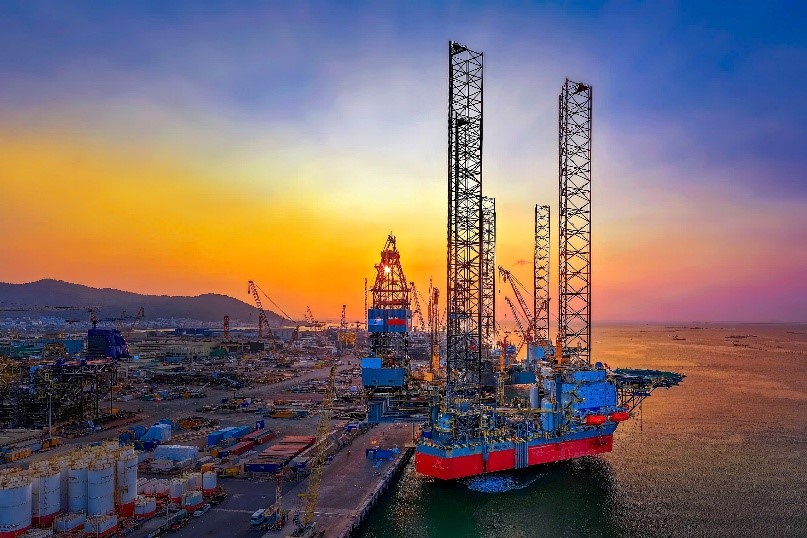 Giàn khoan PV DRILLING IX ở Trung tâm công nghiệp năng lượng và hậu cần kỹ thuật PTSC, TP Hồ Chí Minh. Ảnh: PV Drilling.