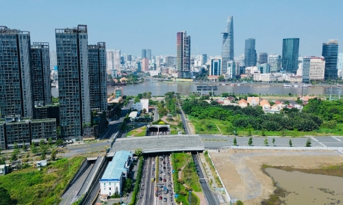 TP. Hồ Chí Minh: 10 triệu phương tiện và bài toán tái cấu trúc giao thông đô thị 