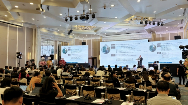 Bước tiến công nghệ mới trong tự chủ điều trị giác mạc