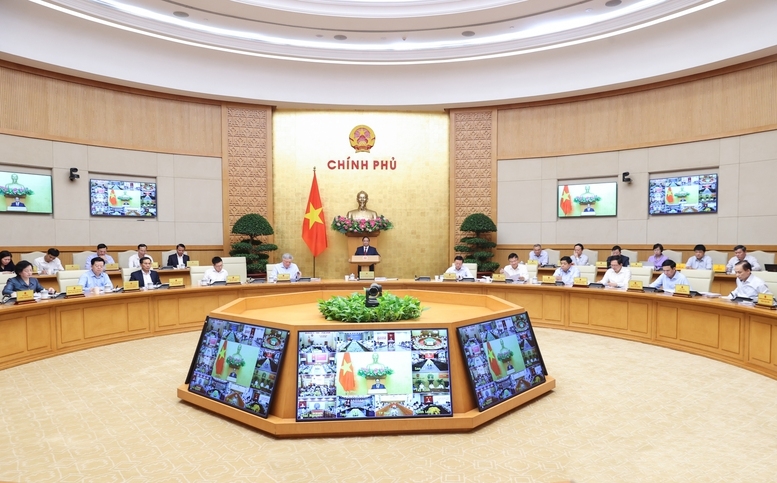 Thủ tướng chủ trì phiên họp thường kỳ và Hội nghị trực tuyến Chính phủ với địa phương - Ảnh: VGP