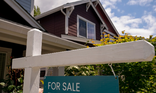 Lãi suất vay thế chấp nhà ở Mỹ tăng liên tục do chiến tranh ở Iran