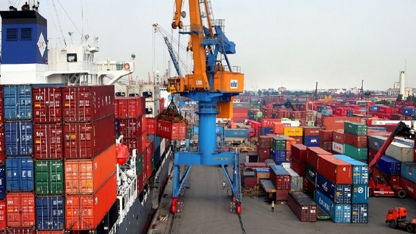 Quý 1/2026: Xuất nhập khẩu tăng 23%, cán cân thương mại nghiêng về nhập siêu