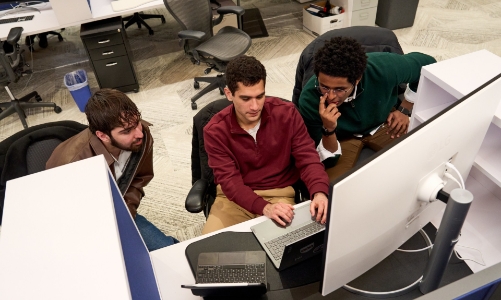 Các quỹ đầu tư mạo hiểm đỡ đầu nhiều sinh viên bỏ học đại học, khởi nghiệp AI