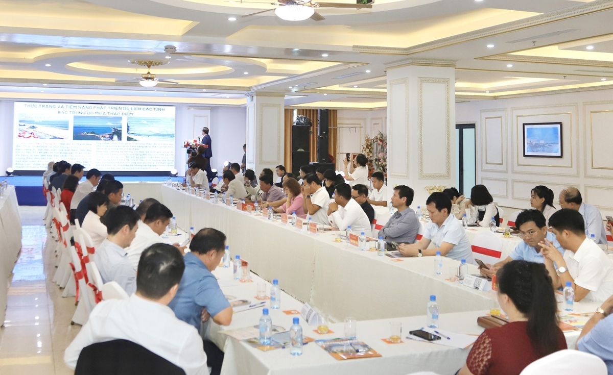 Toàn cảnh tọa đàm. Ảnh: Phan Cúc