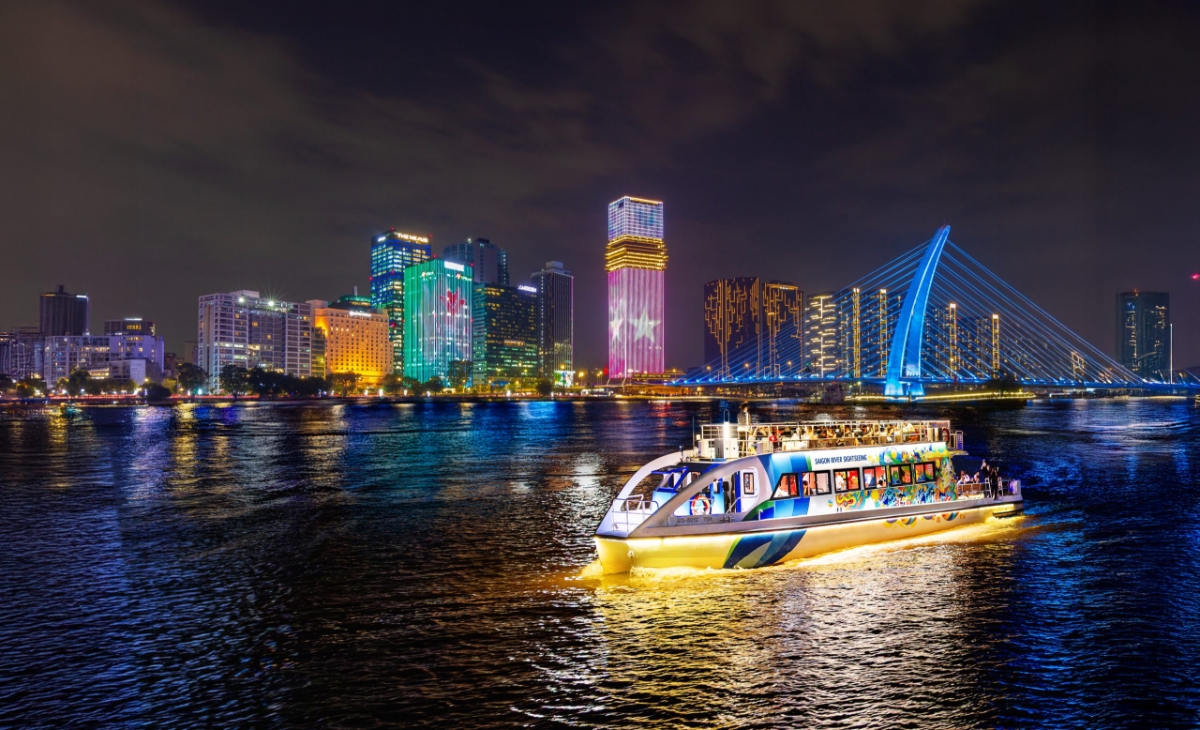 Du lịch ẩm thực trên sông đã trở thành điểm nhấn của TP.HCM trong nhiều năm qua.