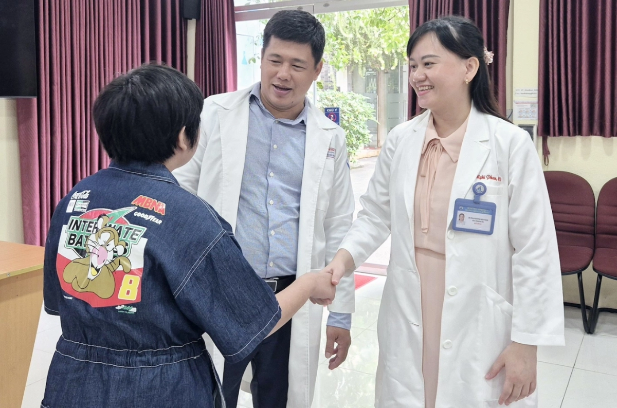 Phẫu thuật cột sống tại Bệnh viện Nhi đồng 1 giúp các em tăng thêm chiều cao