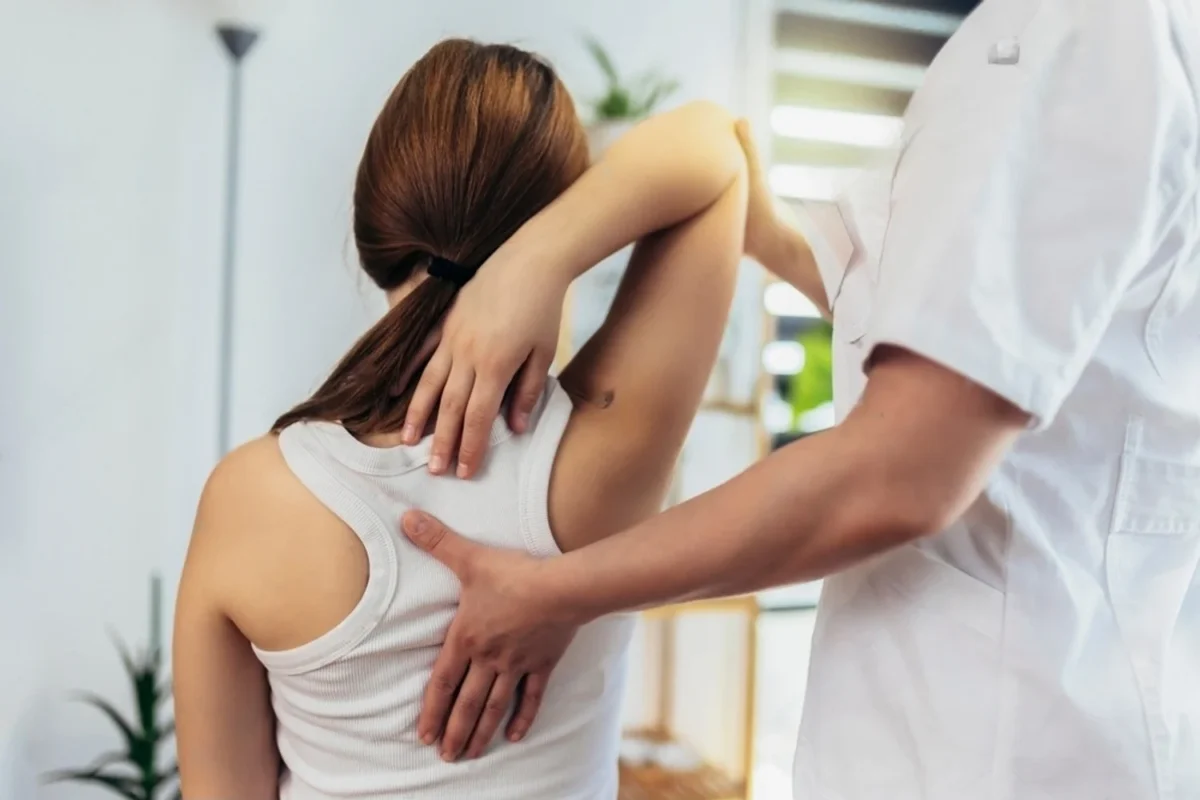 Thời gian qua xuất hiện nhiều dịch vụ, phòng tập nắn chỉnh cột sống thiếu cơ sở khoa học.