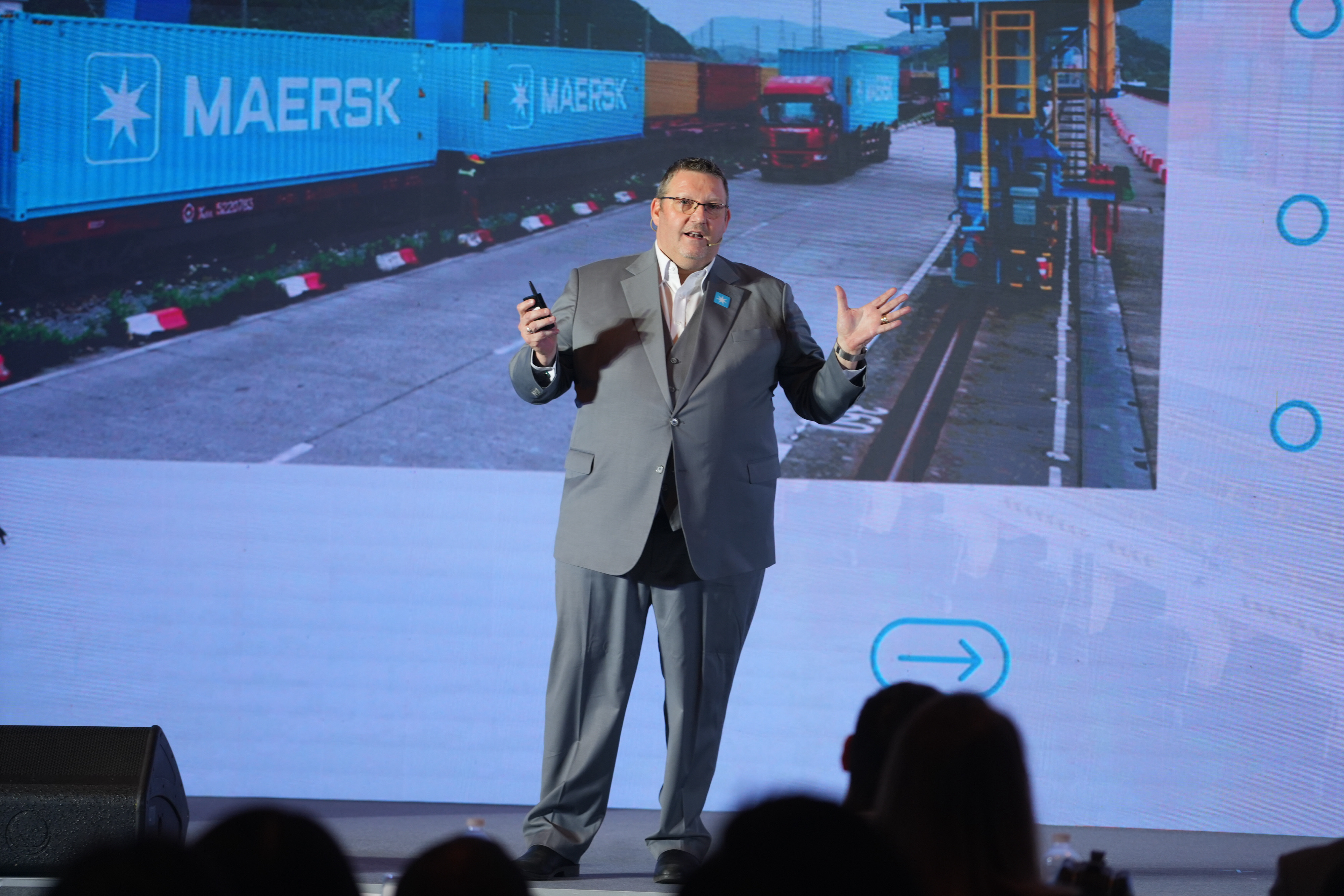 Mr. Kevin Stuart Burrell, Managing Director for the Mekong region at Maersk, speaking at the event. (Photo: Maersk)