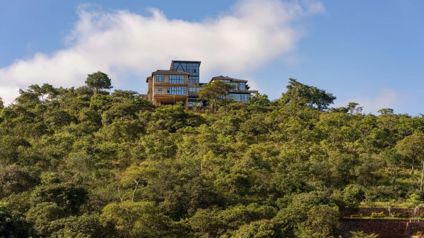 Nhà giàu Trung Quốc đua nhau mua nhà ở Zimbabwe