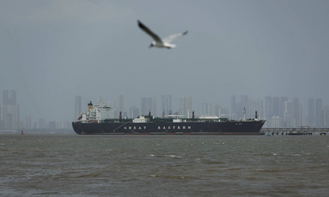 Các nước Trung Đông bên lợi, bên thiệt khi eo biển Hormuz đóng cửa