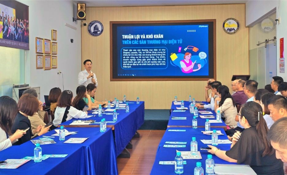 Quảng Trị “tiếp sức” cho doanh nghiệp tham gia thương mại điện tử 