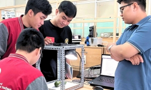 Tạo dựng môi trường khởi nghiệp thuận lợi sẽ giúp sinh viên sau khi ra trường có cơ hội mở doanh nghiệp nhỏ, từ đó tự học hỏi và nâng cao trình độ. Ảnh minh họa