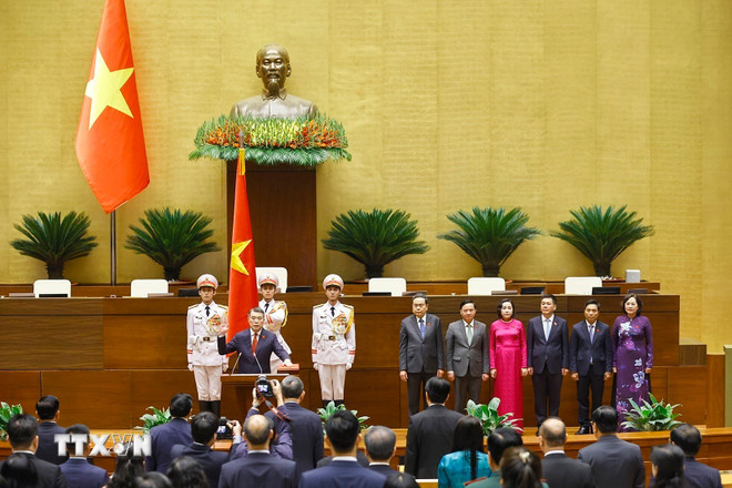 Thủ tướng Chính phủ Lê Minh Hưng tuyên thệ nhậm chức. Ảnh: TTXVN