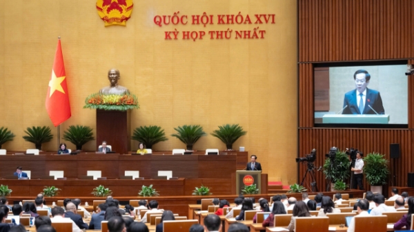 Quốc hội xem xét sửa đổi ba luật, đẩy mạnh phân quyền và cải cách thủ tục