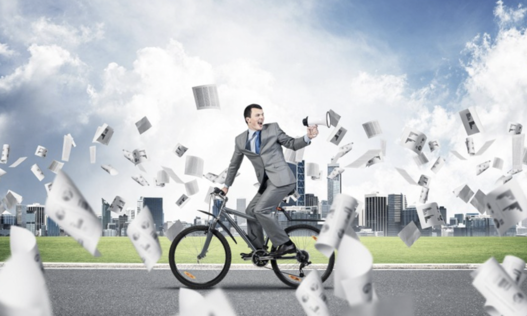 Nhà đầu tư cá nhân đổ tiền mua ròng gần 1.600 tỷ, thanh khoản bùng nổ