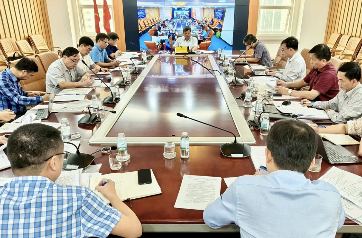 Thứ trưởng Trần Thanh Nam chủ trì cuộc họp.