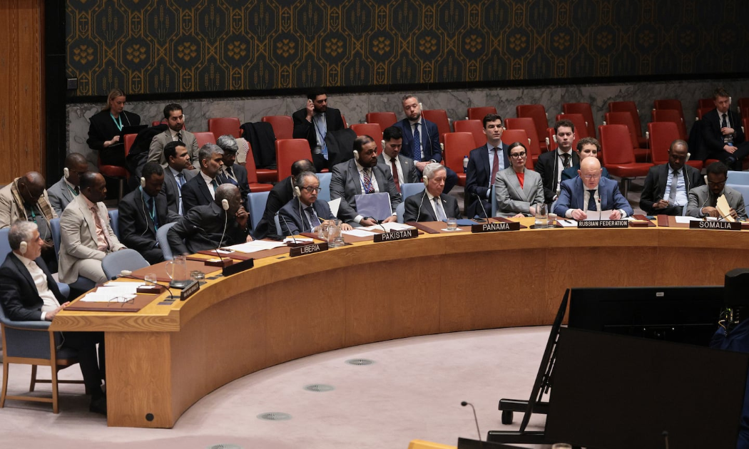 Nga và Trung Quốc phủ quyết nghị quyết của Liên hợp quốc về việc mở lại eo biển Hormuz