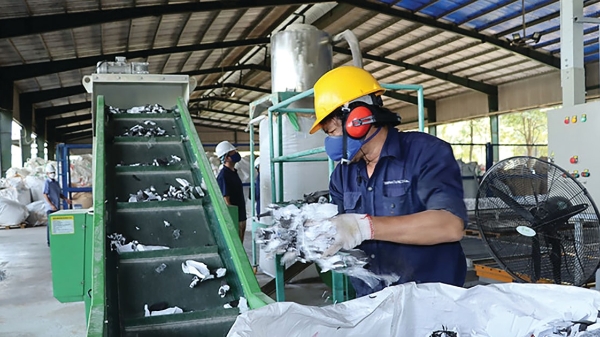 Đề xuất giảm 10 lần mức phạt vi phạm thực hiện trách nhiệm tái chế sản phẩm, bao bì