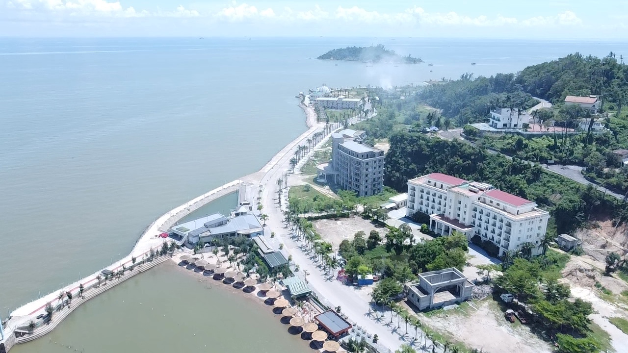 Dự án Khu du lịch quốc tế Hòn Dấu có hơn 31ha lấn biển ngoài quy hoạch.