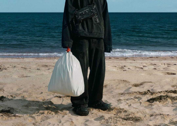 Balenciaga đang đứng ở một vị thế đặc biệt: họ đã chiến thắng trong cuộc đua giành sự chú ý. 