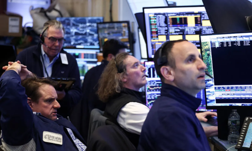 Chứng khoán Mỹ bùng nổ nhờ tin ngừng bắn, giá dầu lao dốc 16%