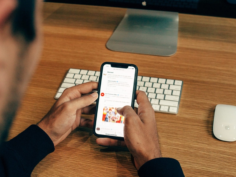 Những người dành nhiều thời gian cho các hoạt động thụ động có nguy cơ mắc sa sút trí tuệ cao hơn đáng kể.