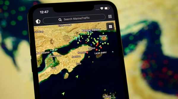 Eo biển Hormuz chưa thông, giá dầu giao ngay vẫn gần 125 USD/thùng