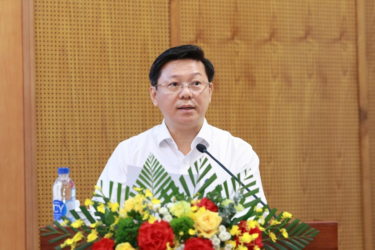 Ông Trần Thanh Lâm, Uỷ viên Trung ương Đảng, Phó Trưởng Ban Tuyên giáo và Dân vận Trung ương phát biểu chỉ đạo hội nghị. Ảnh: TTXVN