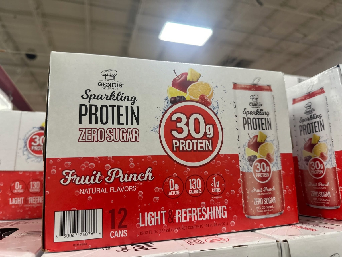 Sparkling Protein Fruit Punch cung cấp 30g protein và không đường trong dạng nước có ga nhẹ.&nbsp;