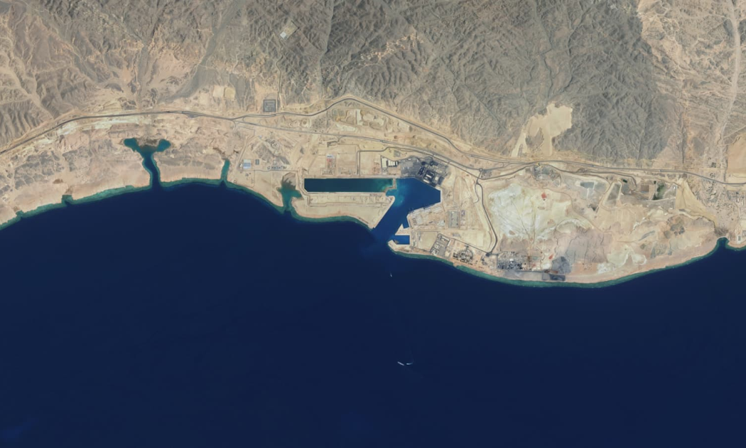 Sản lượng dầu của Saudi Arabia sụt mạnh sau đợt tấn công mới của Iran