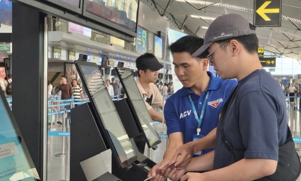 Sân bay quốc tế Đà Nẵng mở lối đi riêng cho hành khách sử dụng sinh trắc học 